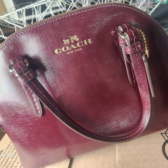 Coach Handbags - Authentic Coach Quinn Satchel with Detachable Strap Includes Matching Wallet